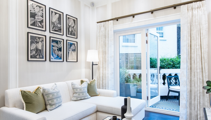 Two Bedroom Two Bathroom Apartment To Let  Prince of Wales Terrace Kensington W8  Image 8