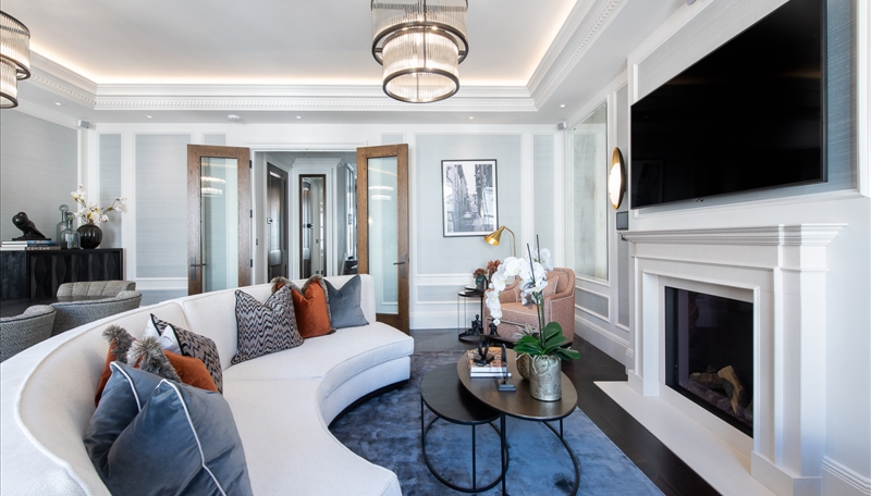 Two Bedroom Two Bathroom Apartment To Let Prince of Wales Terrace Kensington W8 Image 2