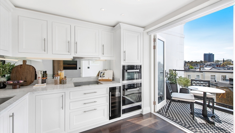 Two Bedroom Two Bathroom Apartment To Let Prince of Wales Terrace Kensington W8 Image 8
