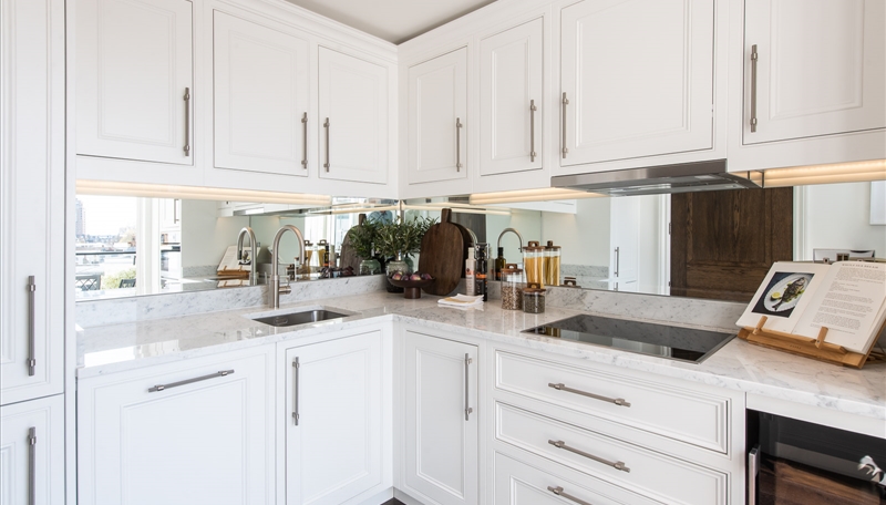Two Bedroom Two Bathroom Apartment To Let Prince of Wales Terrace Kensington W8 Image 9