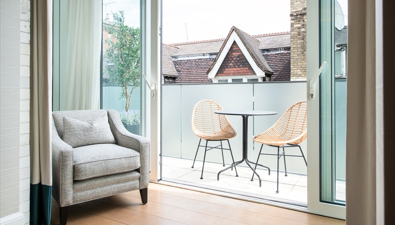 Three Bedroom Four Bathroom Apartment To Let  Duke Street Mayfair W1 Image 18
