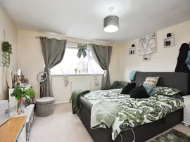Spurgeon Close, Sible Hedingham, HALSTEAD thumb 2