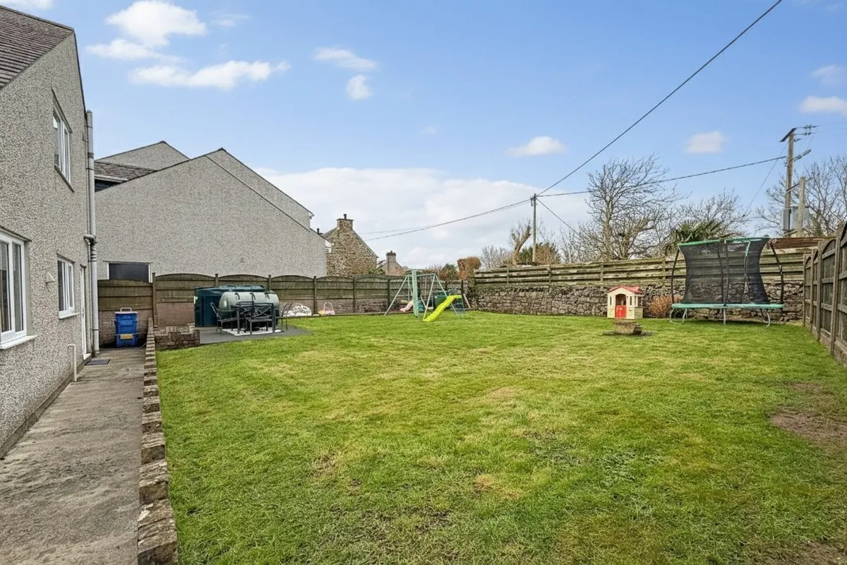Llanbedrgoch, Isle of Anglesey, LL76