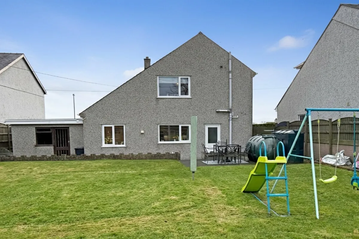 Llanbedrgoch, Isle of Anglesey, LL76