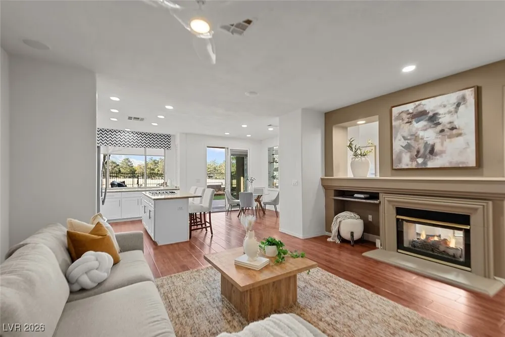 1333 Fox Acres Dr, Las Vegas, NV 89134