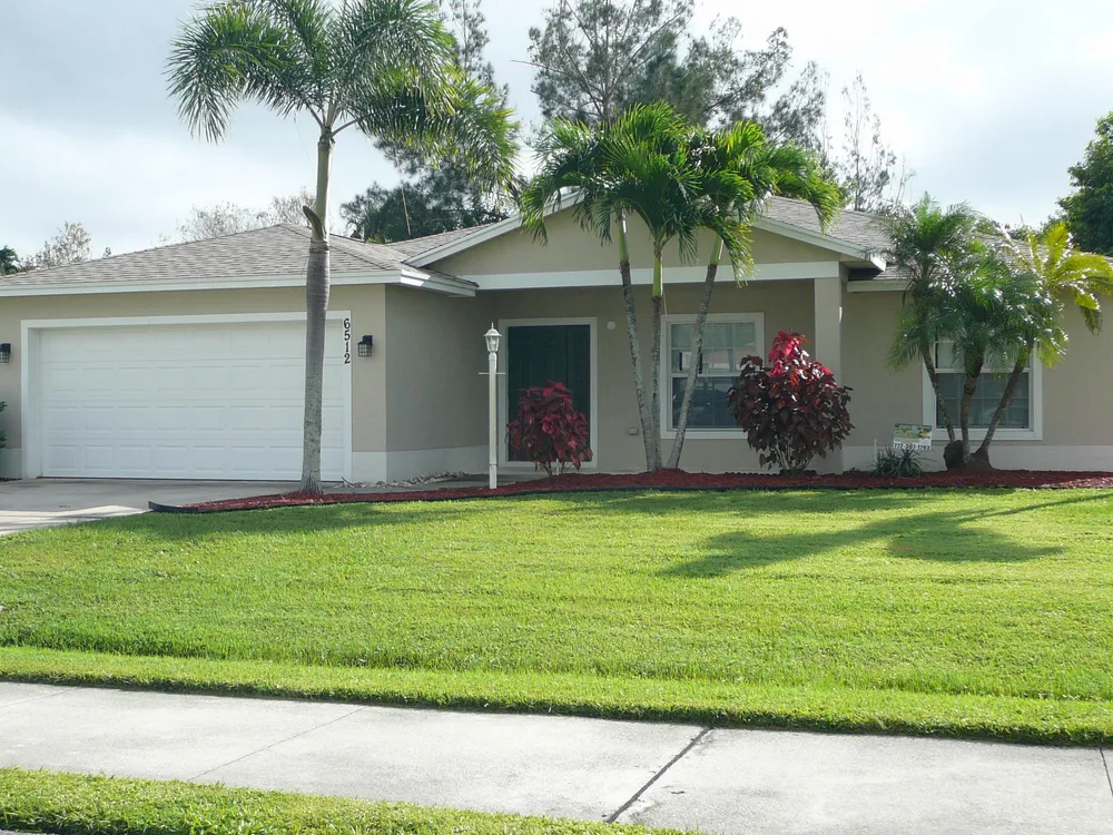 6512 Las Palmas Way, Port St Lucie, FL 34952