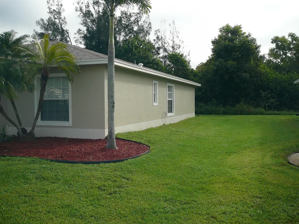 6512 Las Palmas Way, Port St Lucie, FL 34952