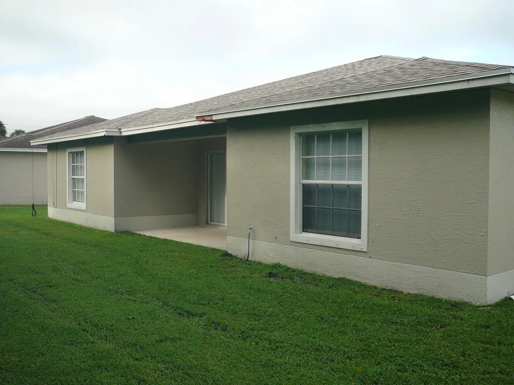 6512 Las Palmas Way, Port St Lucie, FL 34952