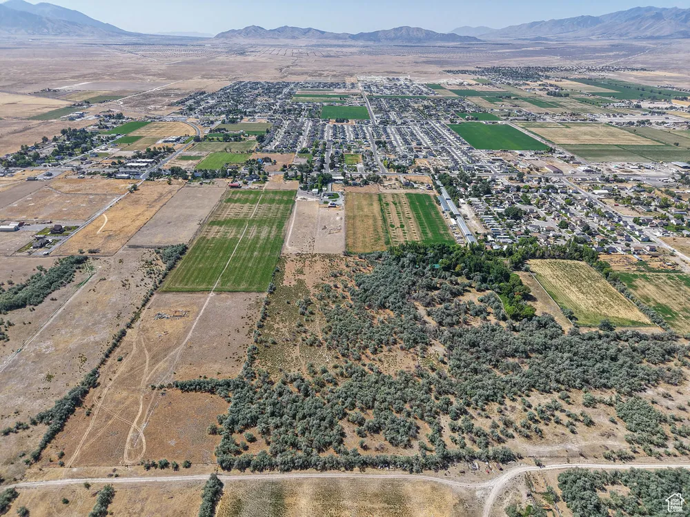 697 E Main St, Grantsville, UT 84029