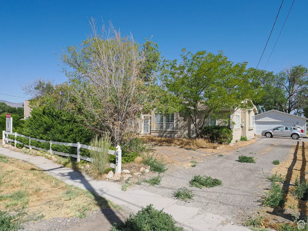 697 E Main St, Grantsville, UT 84029