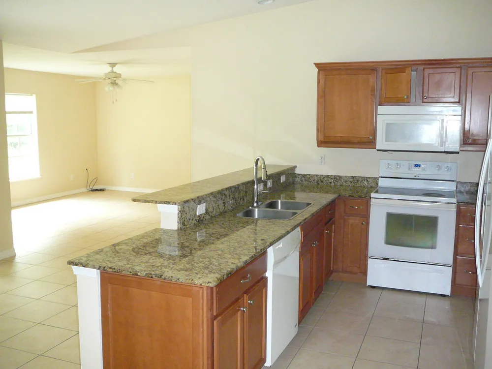6512 Las Palmas Way, Port St Lucie, FL 34952