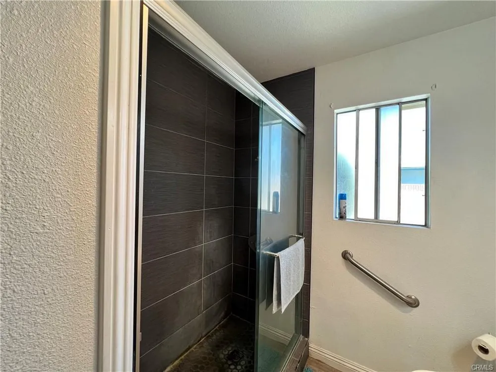 1598 W Wesley Pl, Hemet, CA 92543