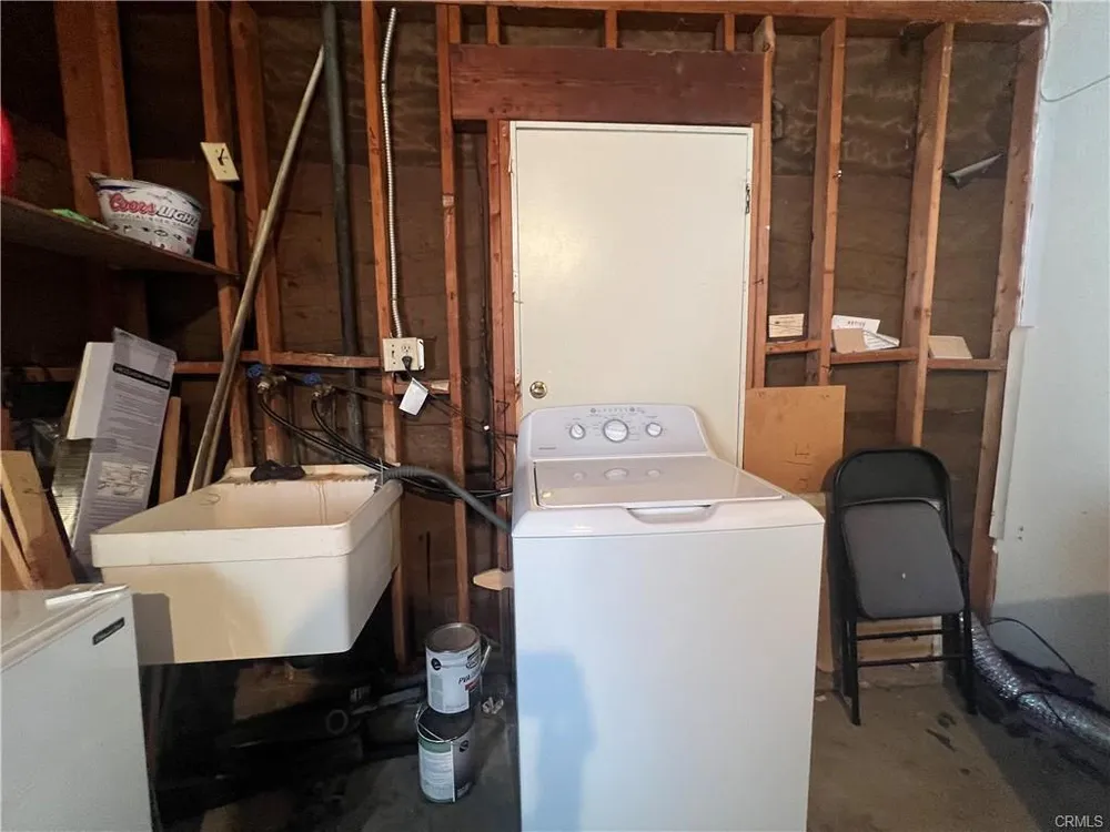 1598 W Wesley Pl, Hemet, CA 92543