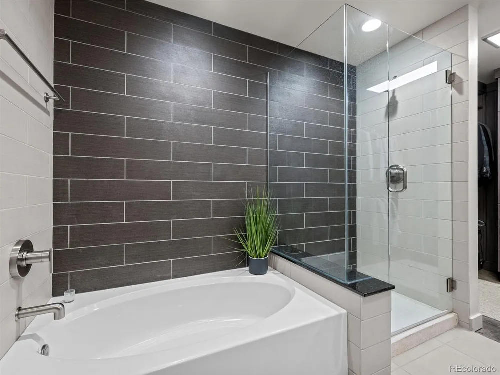 891 14th St, Denver, CO 80202