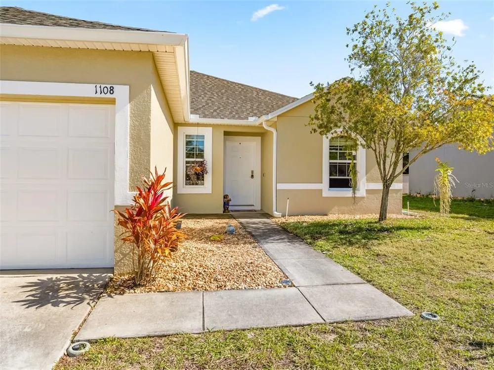 1108 Brenton Manor Dr, Winter Haven, FL 33881