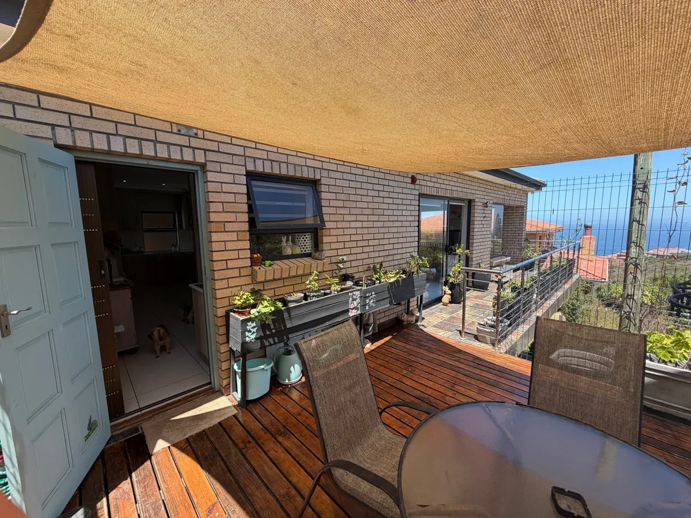 South Africa, Western Cape, Dana Bay, P. Pulchra Street, 8