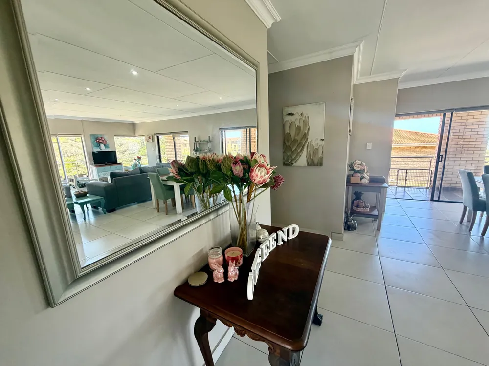 South Africa, Western Cape, Dana Bay, P. Pulchra Street, 8