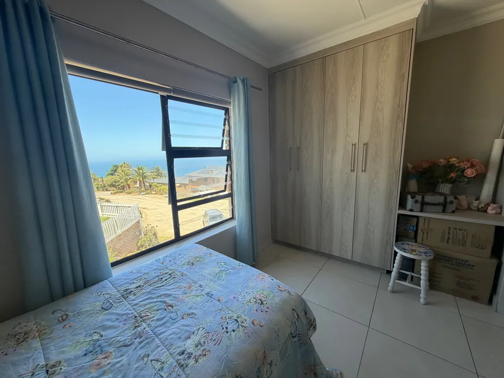 South Africa, Western Cape, Dana Bay, P. Pulchra Street, 8