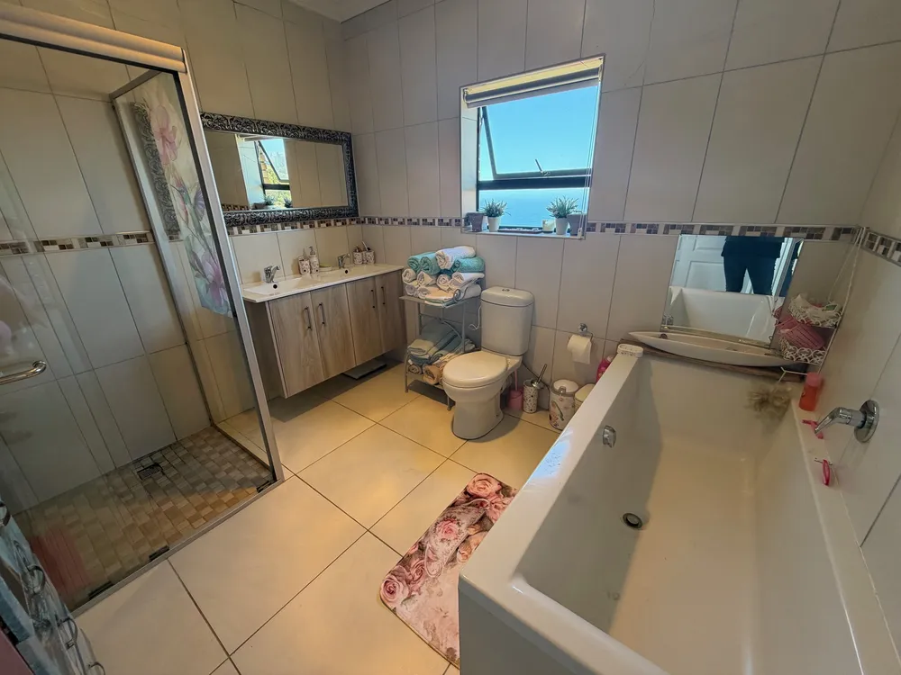 South Africa, Western Cape, Dana Bay, P. Pulchra Street, 8