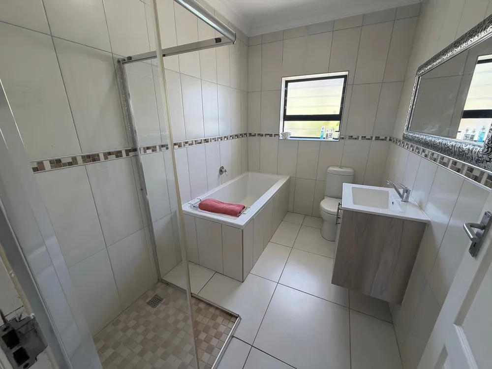 South Africa, Western Cape, Dana Bay, P. Pulchra Street, 8
