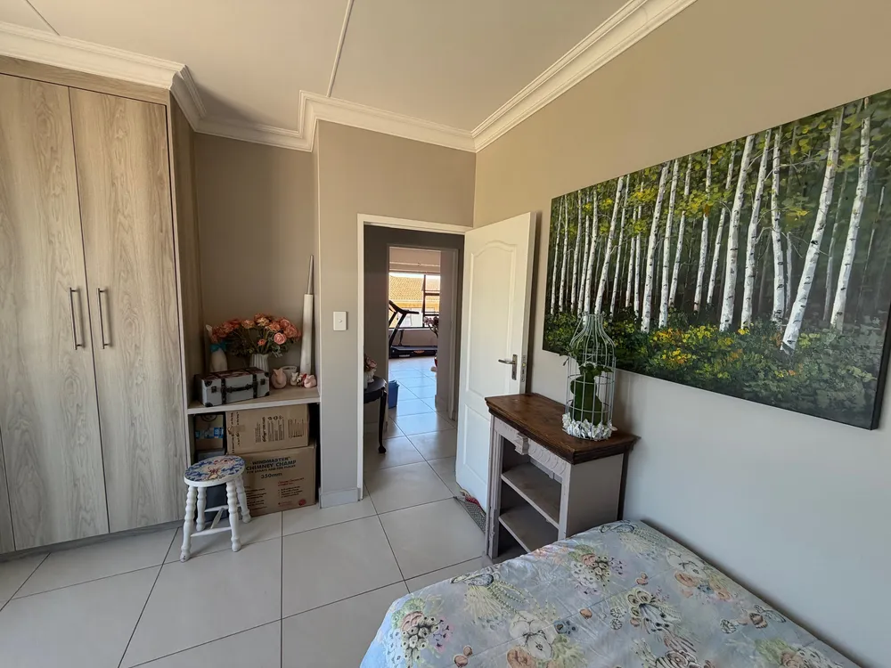 South Africa, Western Cape, Dana Bay, P. Pulchra Street, 8