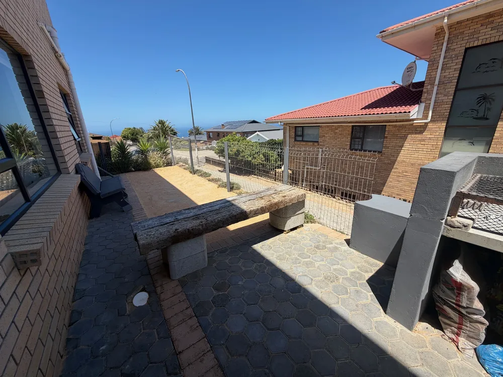South Africa, Western Cape, Dana Bay, P. Pulchra Street, 8