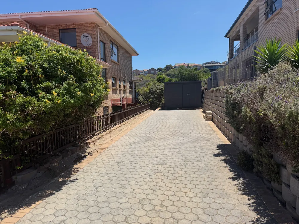 South Africa, Western Cape, Dana Bay, P. Pulchra Street, 8