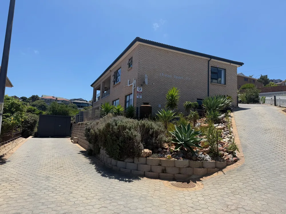 South Africa, Western Cape, Dana Bay, P. Pulchra Street, 8