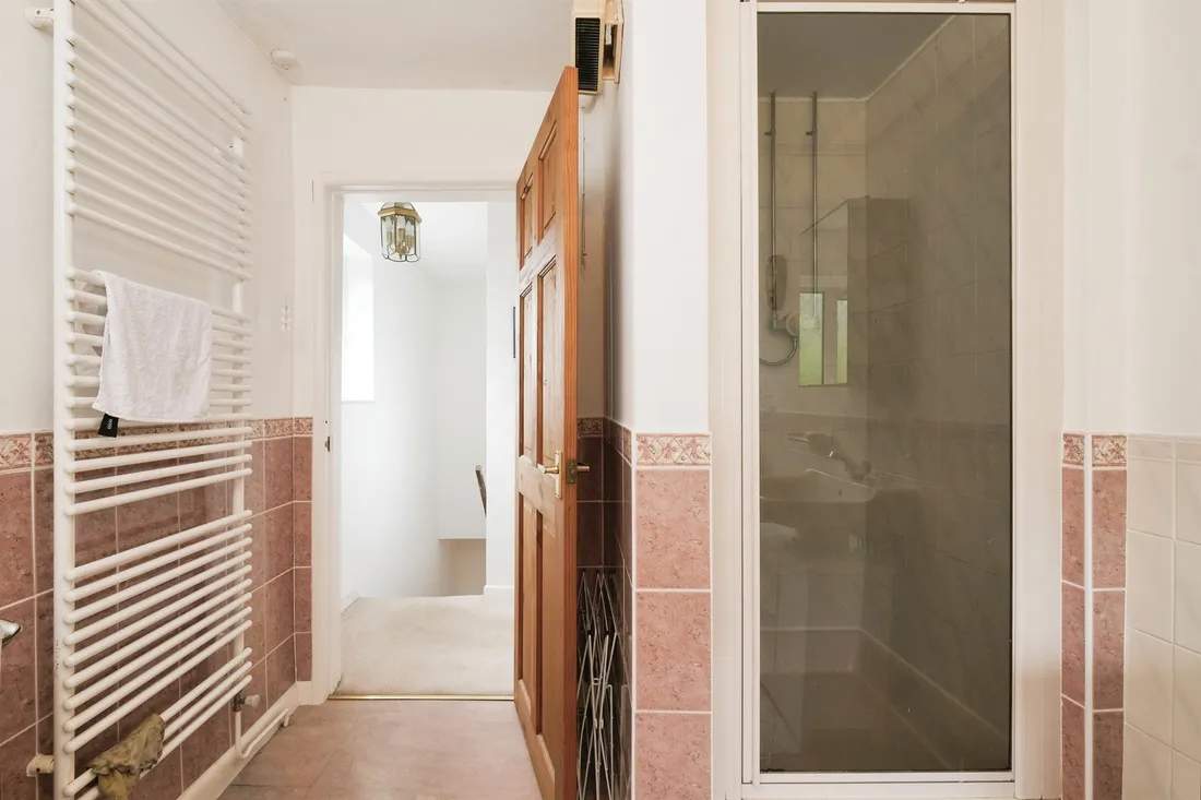Property photo 25