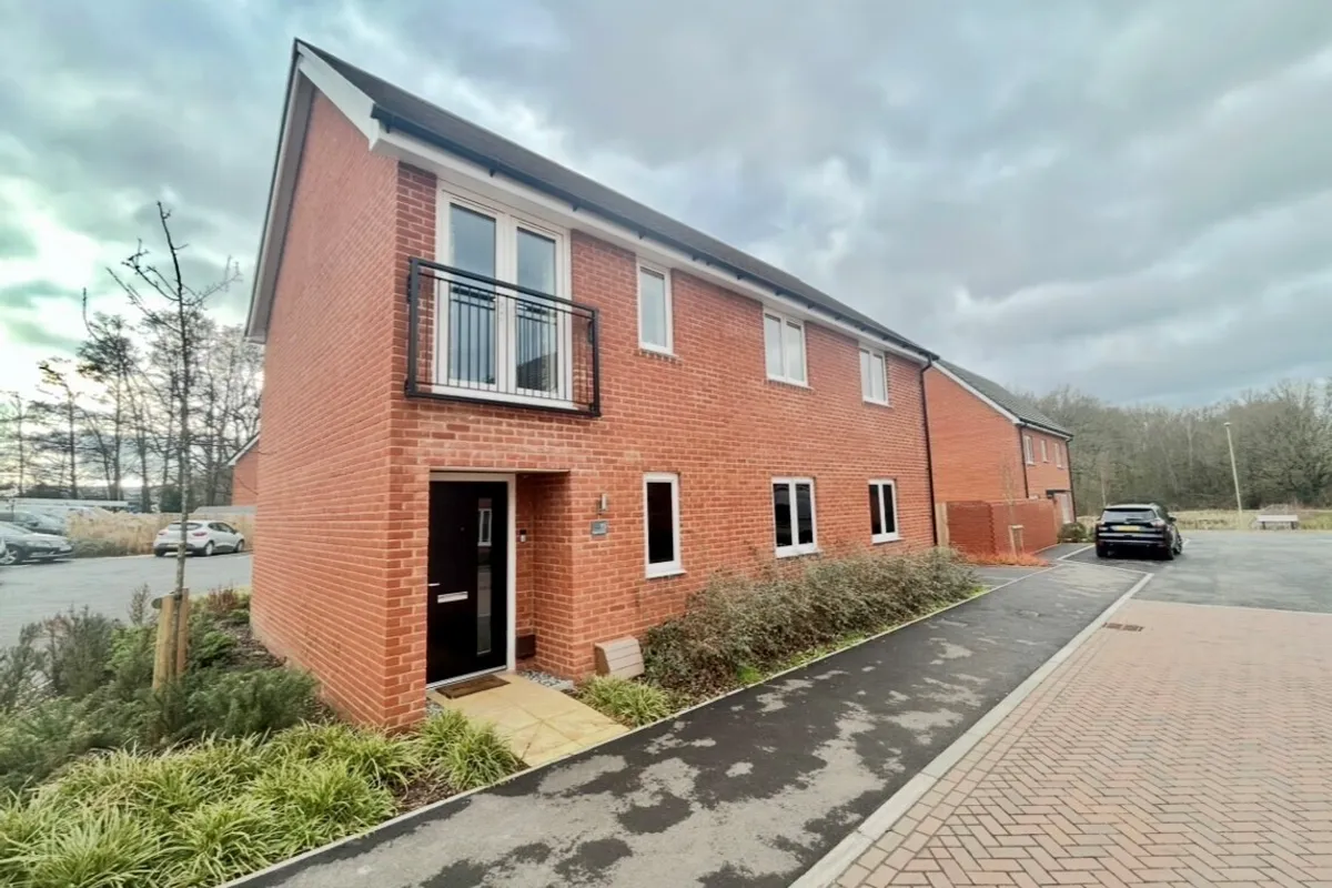 Ragged Robin Close, Curbridge, SOUTHAMPTON