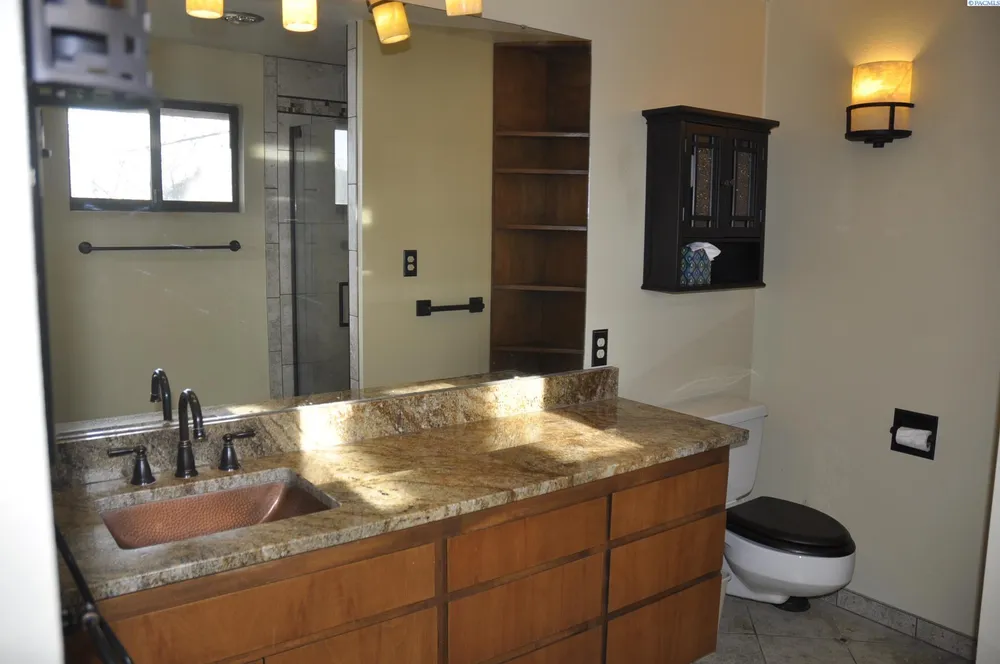405 NW North St, Pullman, WA 99163