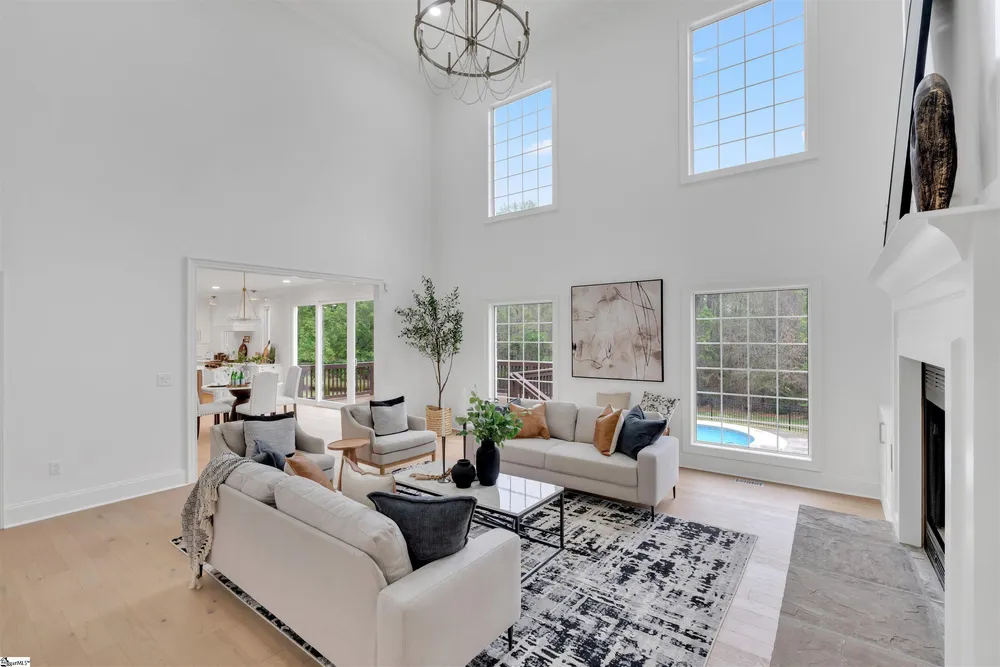 12 Woodvalley Ct, Greenville, SC 29617