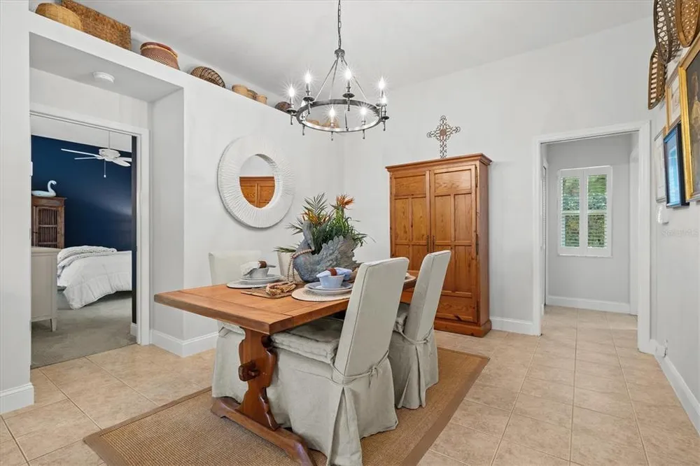 4706 Dundee Dr, Bradenton, FL 34210