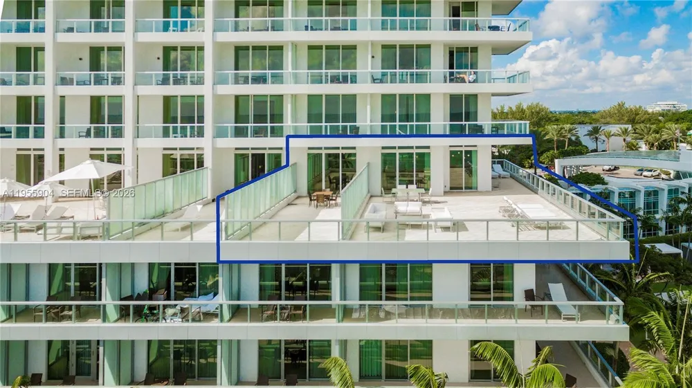 4391 Collins Ave, Miami Beach, FL 33140