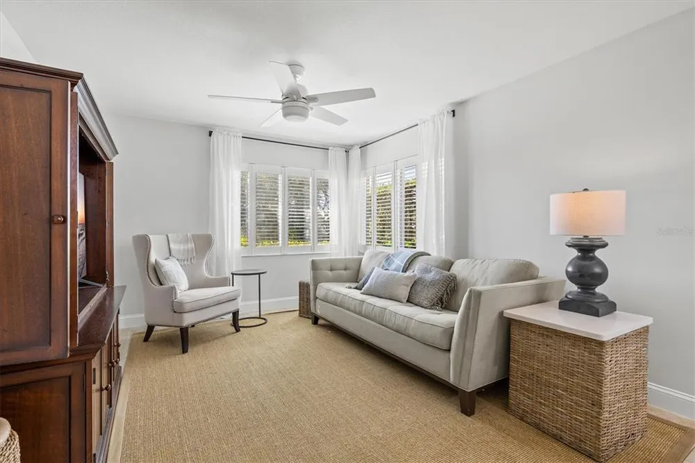 4706 Dundee Dr, Bradenton, FL 34210