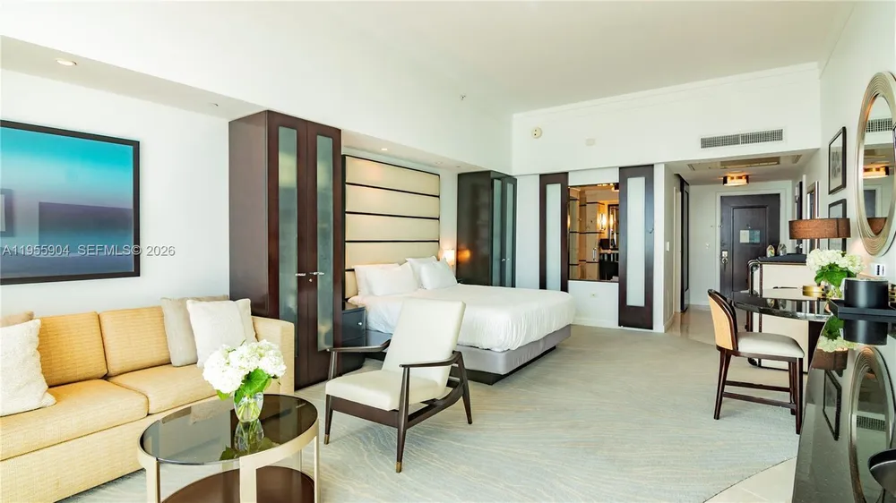 4391 Collins Ave, Miami Beach, FL 33140