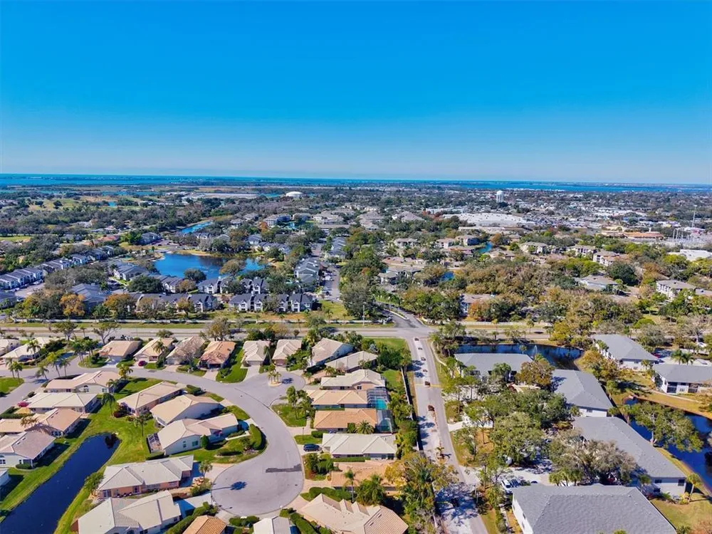 4706 Dundee Dr, Bradenton, FL 34210
