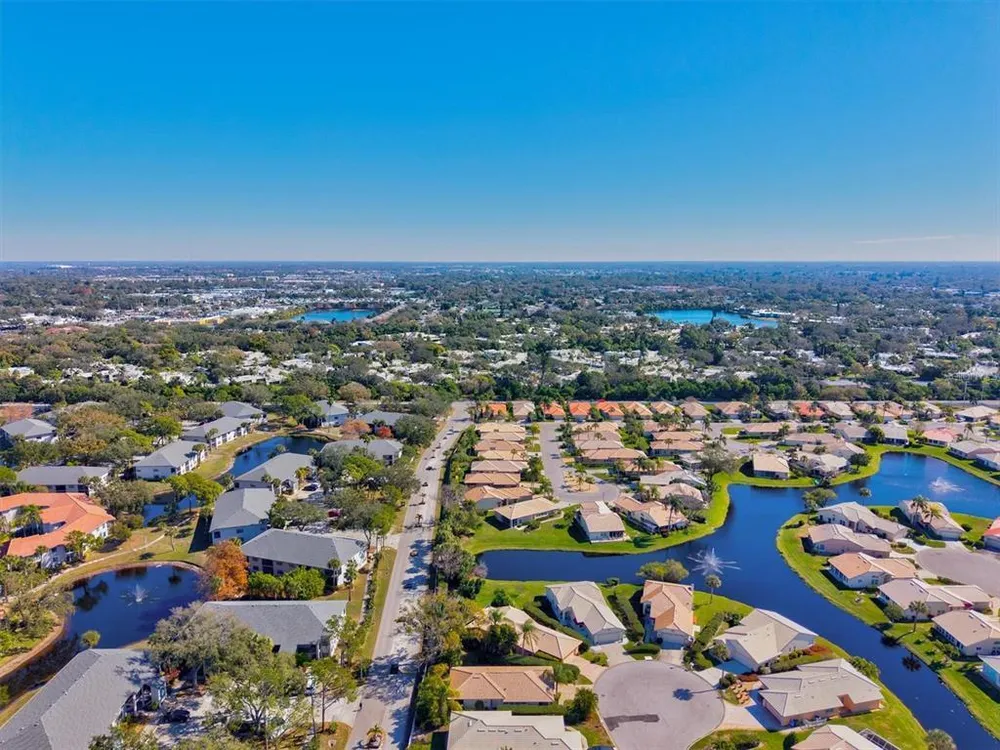 4706 Dundee Dr, Bradenton, FL 34210