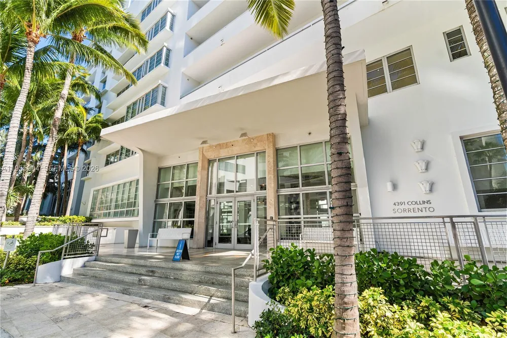 4391 Collins Ave, Miami Beach, FL 33140