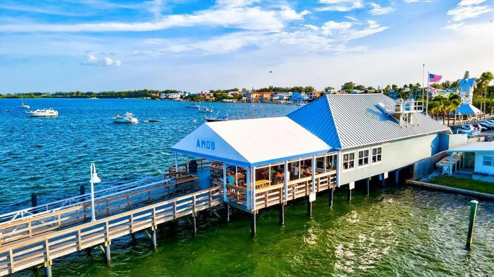 4706 Dundee Dr, Bradenton, FL 34210