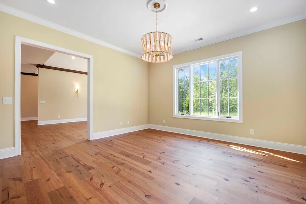 8511 Lake Bright Dr, Columbus, GA 31904
