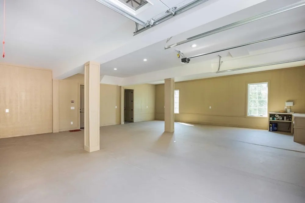 8511 Lake Bright Dr, Columbus, GA 31904
