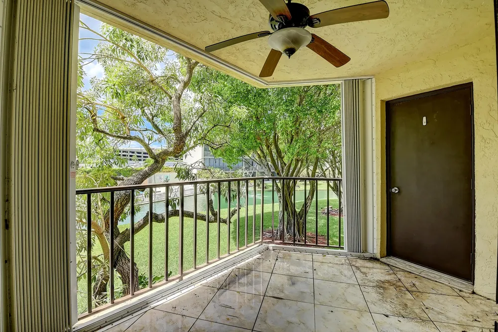 890 N Dixie Hwy, Lantana, FL 33462