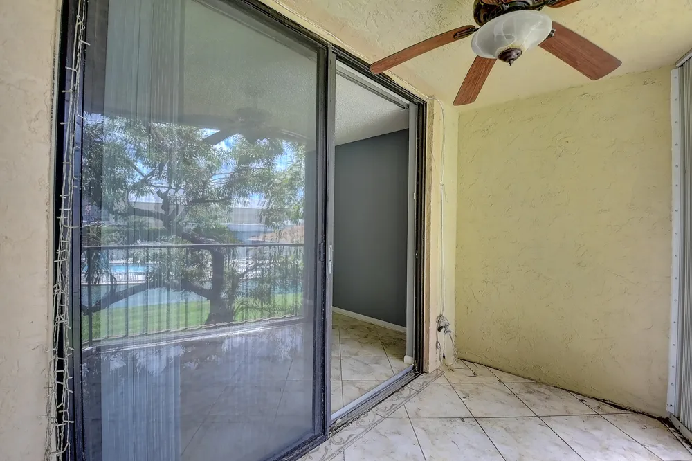 890 N Dixie Hwy, Lantana, FL 33462