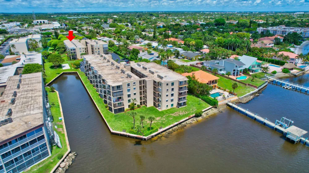 890 N Dixie Hwy, Lantana, FL 33462