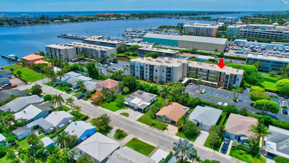 890 N Dixie Hwy, Lantana, FL 33462