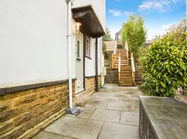 Sunnybank Crescent, Greetland thumb 2