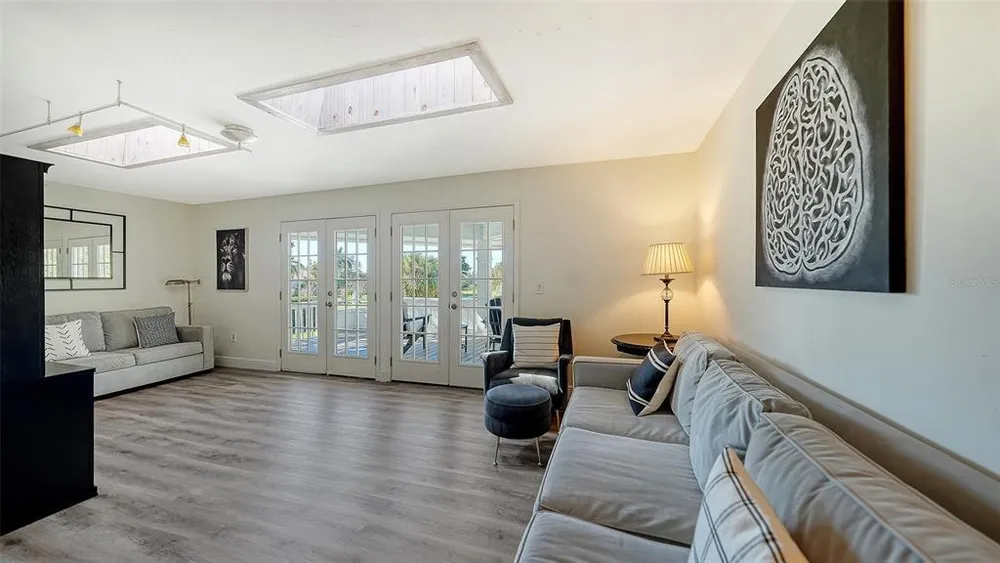 3783 Beneva Oaks Blvd, Sarasota, FL 34238