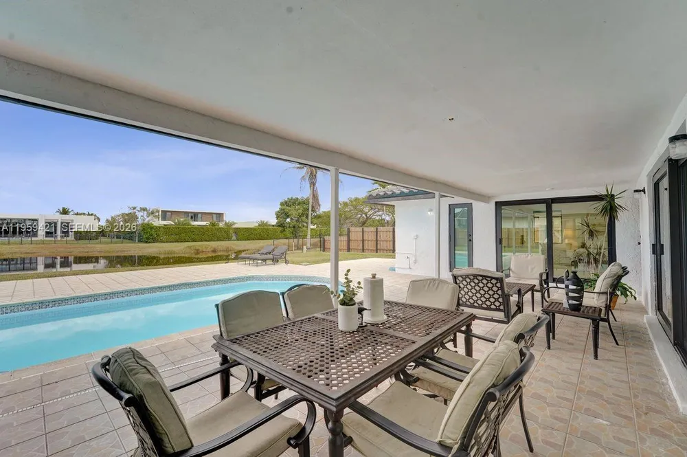 16653 Golfview Dr, Weston, FL 33326