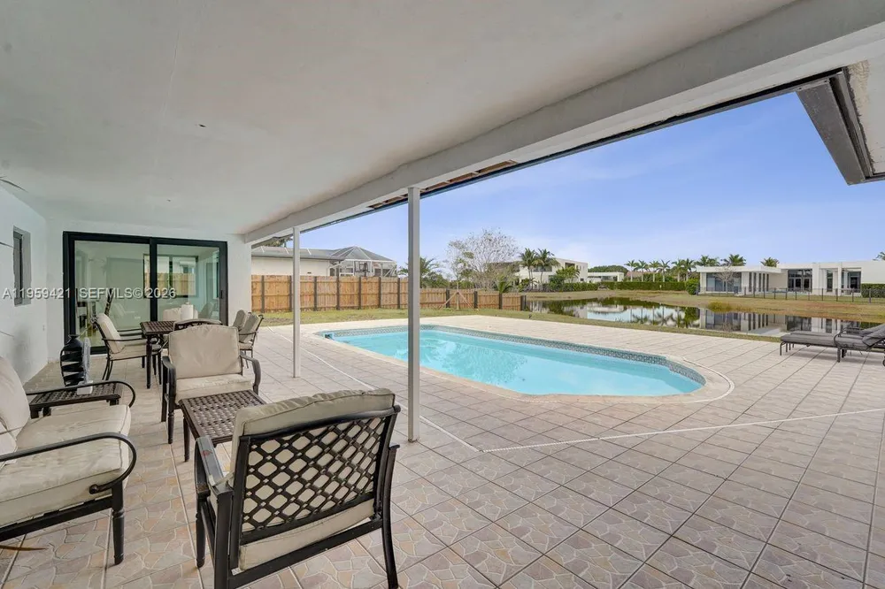 16653 Golfview Dr, Weston, FL 33326